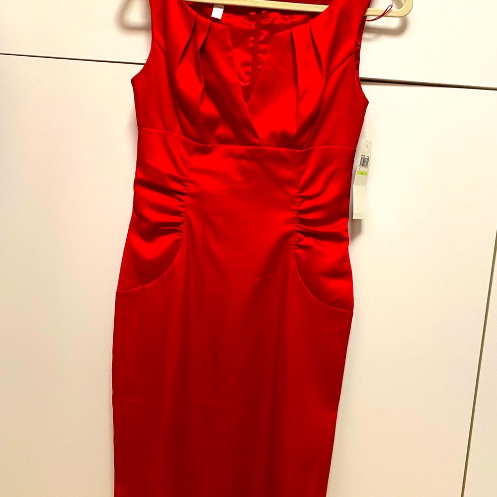 London Times size 4 NWT